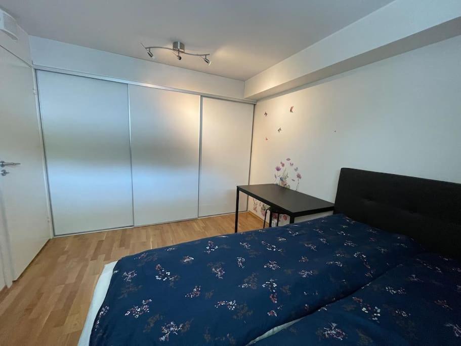 3 Sleeping Rooms For 82M2 Which Direct Traffic To Airport And City Center Bergen Exterior foto